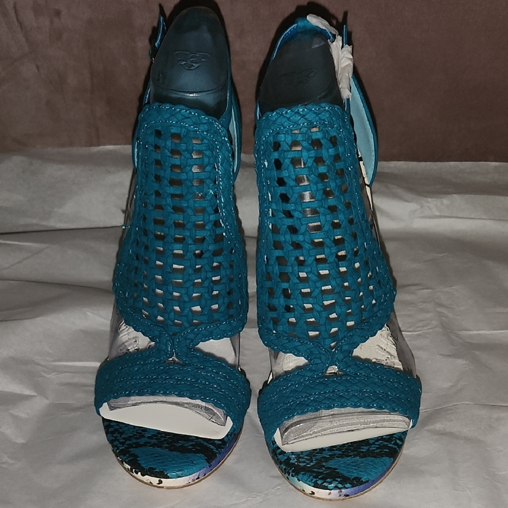 Brand New Fergie Teal Woven Sandals